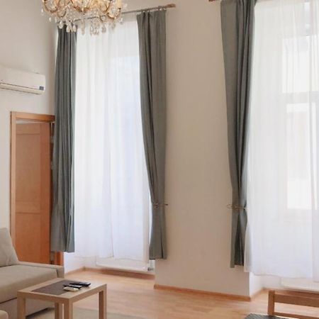 W&B Elegant Apartment Near The Zsinagogak Budapest Eksteriør billede
